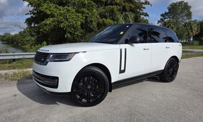 2025 Land Rover Range SE