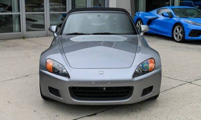 2000 Honda S2000 Base