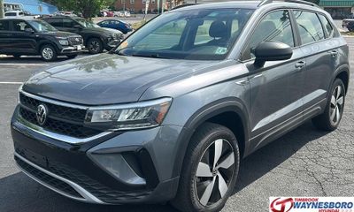 2023 Volkswagen Taos 4Motion S W
