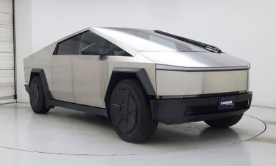 2024 Tesla Cybertruck Base