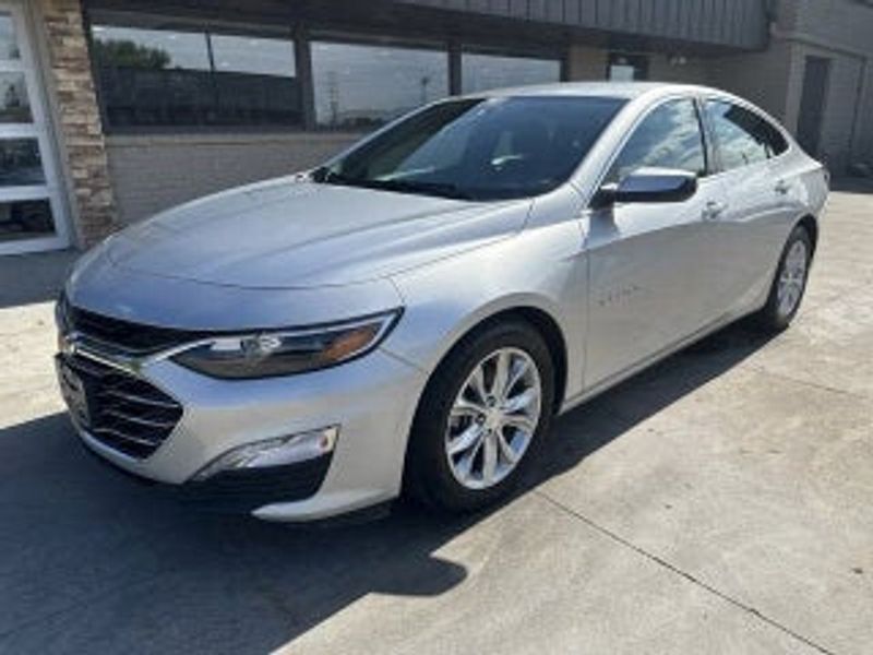 2022 Chevrolet Malibu — a typically priced live listing