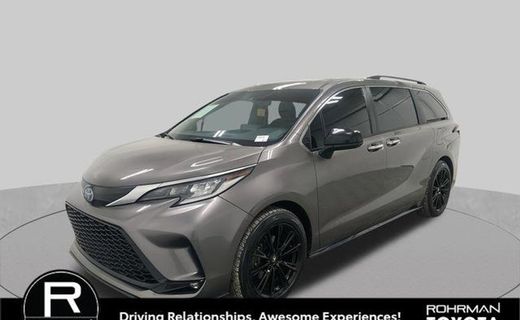 2022 Toyota Sienna XSE