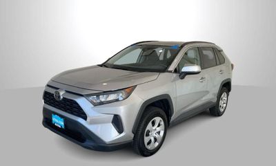 2019 Toyota RAV4 LE