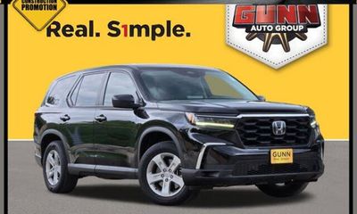 2023 Honda Pilot LX