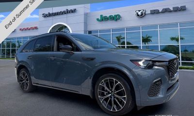 2025 Mazda CX-70 Premium Package