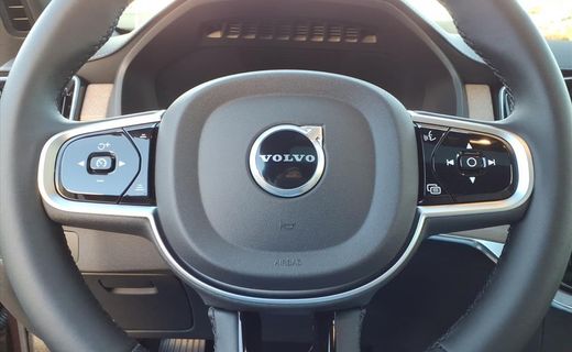2026 Volvo XC90 Plus Bright