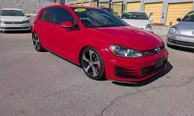 2017 Volkswagen Golf GTI S Sport SE