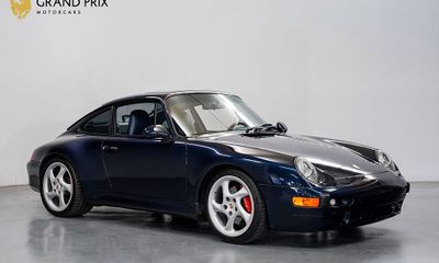 1996 Porsche 911 Carrera 4S Coupe