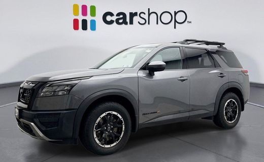 2023 Nissan Pathfinder SV