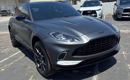 2021 Aston Martin DBX