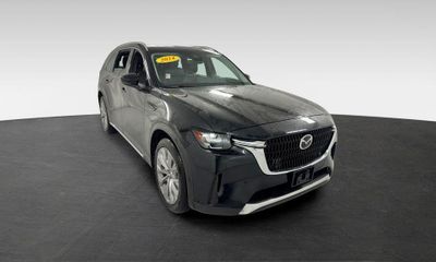 2024 Mazda CX-90 Premium Package