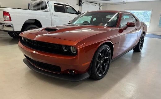 2022 Dodge Challenger