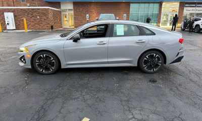 2021 Kia K5