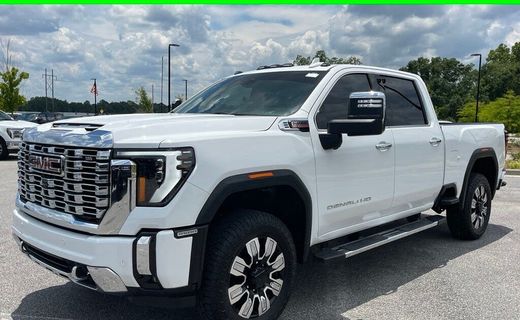 2024 GMC Sierra HD Denali