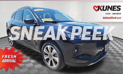 2025 Ford Escape Platinum