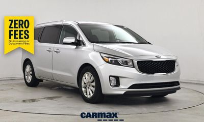 2016 Kia Sedona EX Middle Level