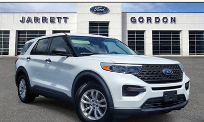 2020 Ford Explorer Base