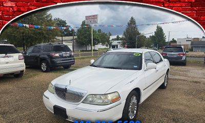 2008 Lincoln Town CAR Signature Limited