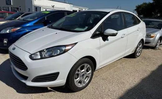 2015 Ford Fiesta SE