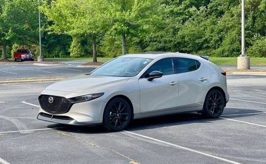 2024 Mazda MAZDA3 Premium Plus Package