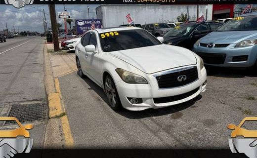 2013 Infiniti M37