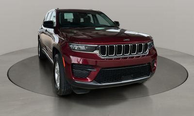 2024 Jeep Grand Cherokee Laredo