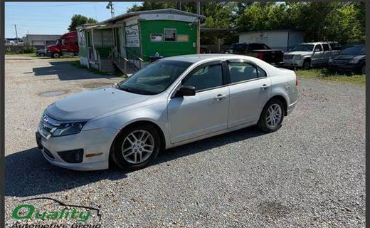 2010 Ford Fusion S