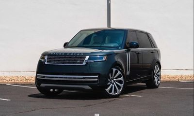 2025 Land Rover Range Autobiography