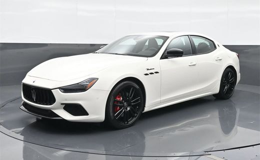 2024 Maserati Ghibli Modena Q4