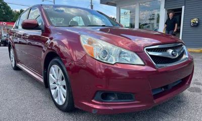 2012 Subaru Legacy Limited M R