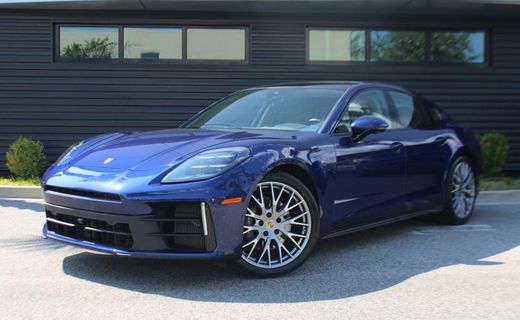 2025 Porsche Panamera