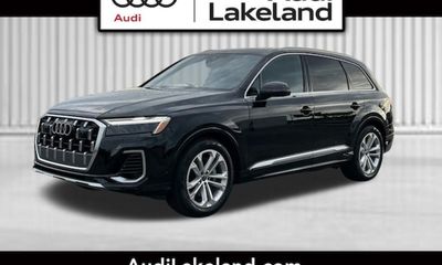 2026 Audi Q7 Quattro Premium Plus