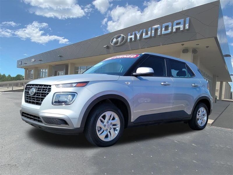 2021 Hyundai Venue — a typically priced live listing