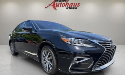 2017 Lexus ES 300H