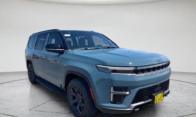 2026 Jeep Grand Wagoneer Base