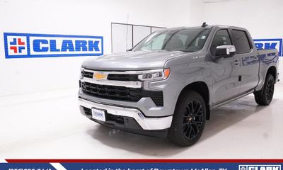 2026 Chevrolet Silverado LT