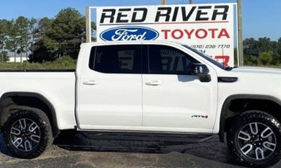 2021 GMC Sierra AT4