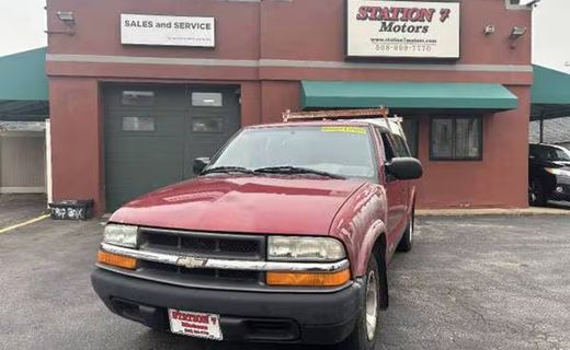 2002 Chevrolet S-10 Pickup XL