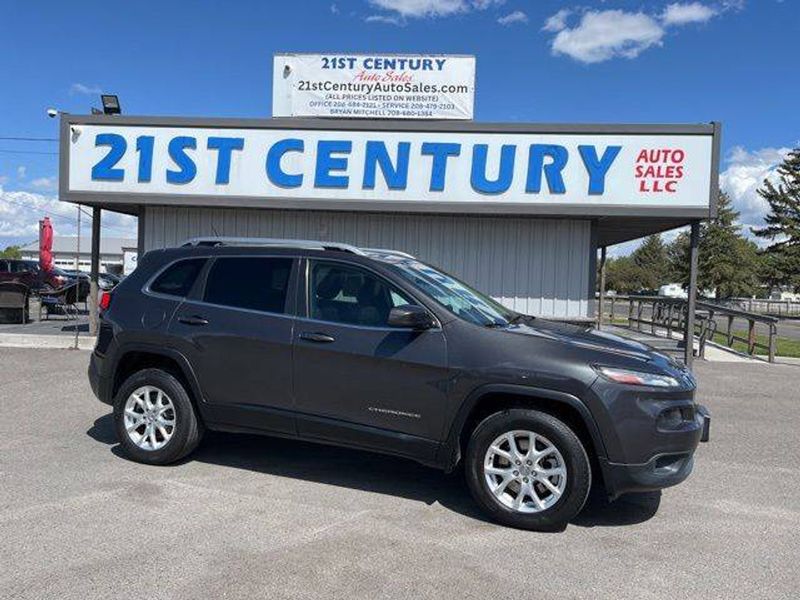 2015 Jeep Cherokee — a typically priced live listing