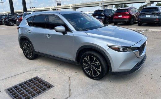 2023 Mazda CX-5 Premium Package
