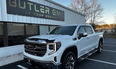 2024 GMC Sierra SLT