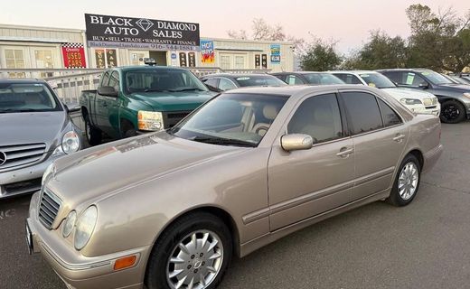 2001 Mercedes-Benz E-Class