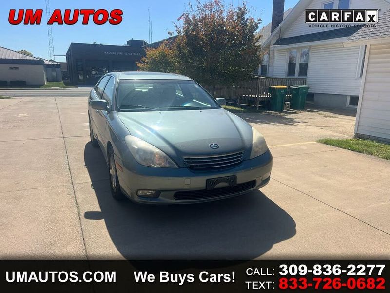 2002 Lexus ES — a typically priced live listing