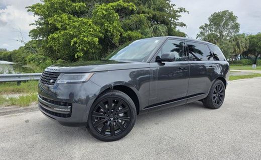 2026 Land Rover Range SE
