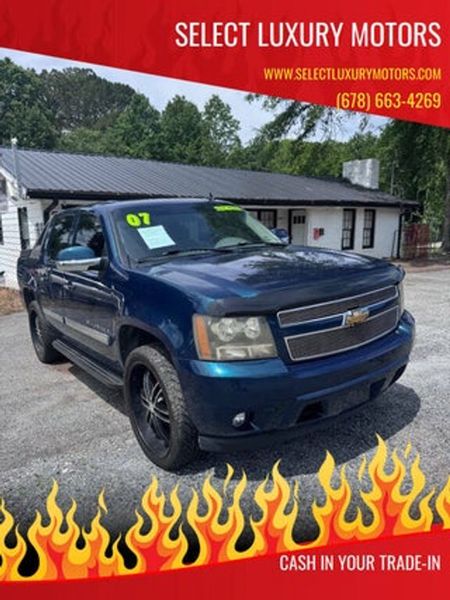 2007 Chevrolet Avalanche — a typically priced live listing