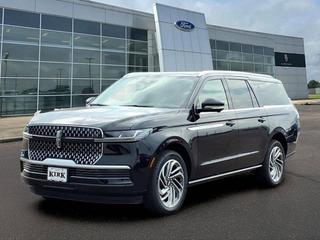 2027 Lincoln Navigator L Reserve