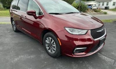 2021 Chrysler Pacifica Touring L