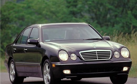 2000 Mercedes-Benz E-Class E320