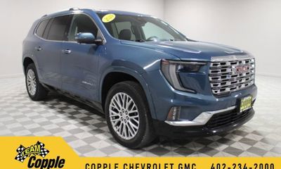 2024 GMC Acadia Denali