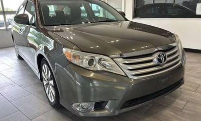 2011 Toyota Avalon Limited